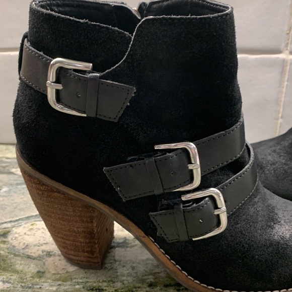 Dolce Vita Shoes - DV by Dolce Vita Colten Black suede booties size 7